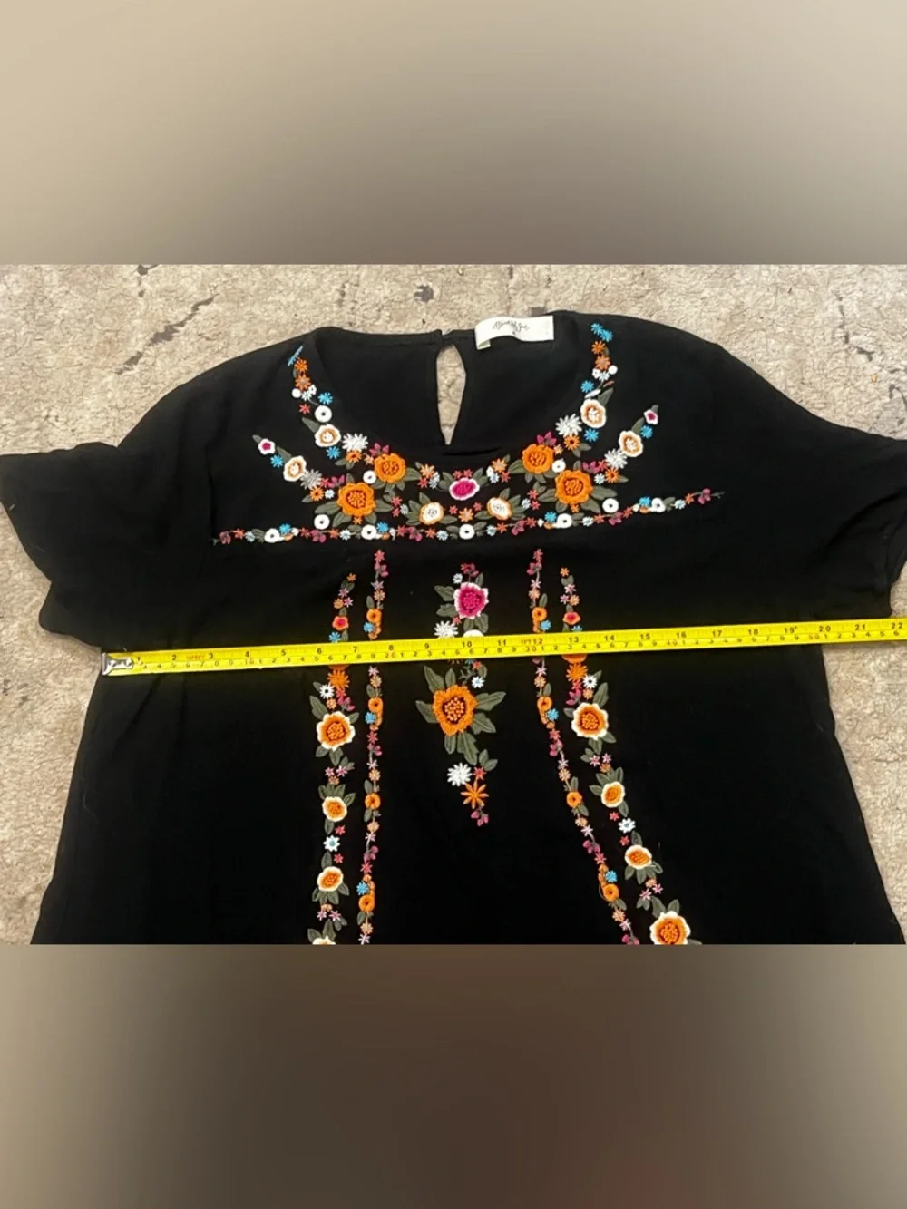 A Beautiful Soul Black Floral Embroidered Dress‎ Sz A L 100% Rayon Above Knee